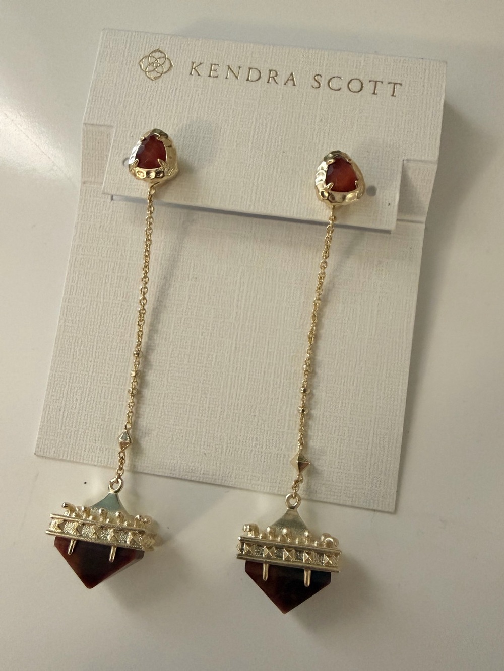 NWOT Kendra Scott Drop/Stud (2 in 1) Earrings in Gold with Bordeaux Catseye
